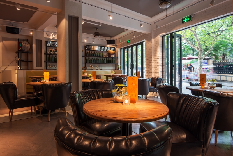 Dining Space Design: Furniture Selection Tips to Enhance the Restaurant Atmosphere Dining Space Design: Furniture Selection Tips to Enhance the Restaurant Atmosphere
